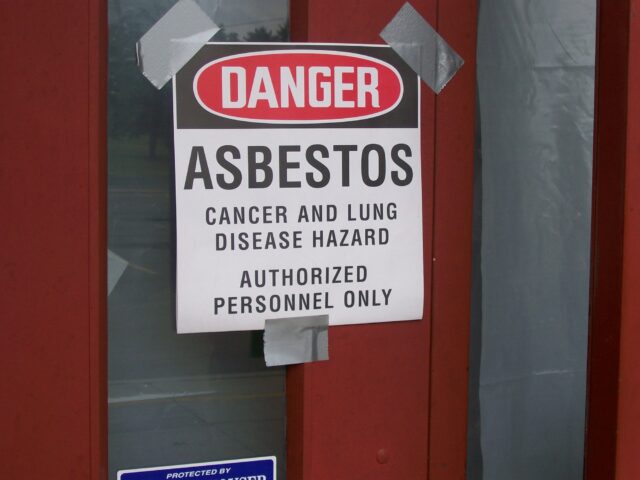 Bauer_Elementary_ASBESTOS 2 Credit Ktorbeck Public Domain_2k